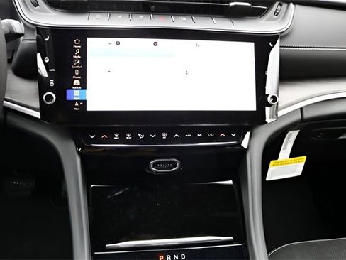 New 2026 Jeep Grand Cherokee Altitude image 21