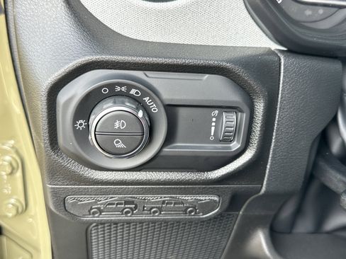 New 2026 Jeep Gladiator Sport image 11