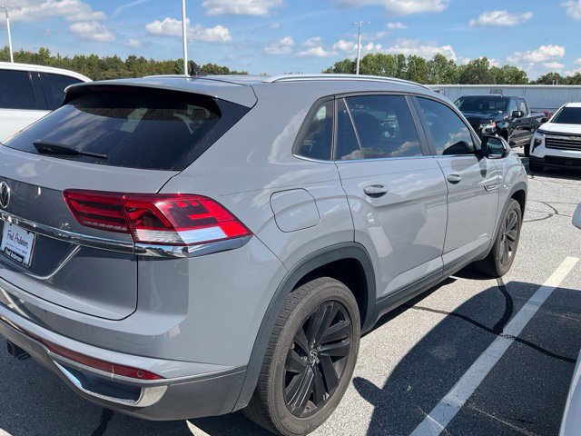 Used 2021 Volkswagen Atlas Cross Sport SE w/ Panoramic Sunroof Package FWD image 6