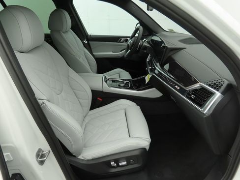 New 2026 BMW X5 sDrive40i w/ M Sport Package image 20