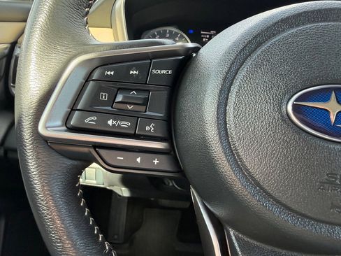 Certified 2025 Subaru Outback Limited image 35
