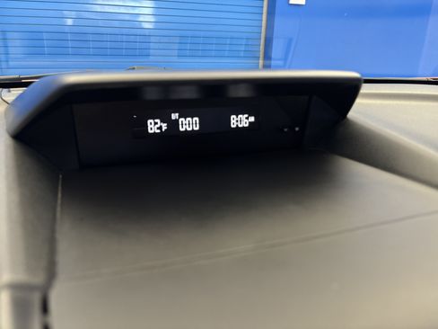 Used 2018 Subaru Crosstrek 2.0i AWD/4WD image 17