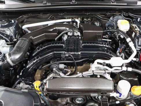 Used 2024 Subaru Crosstrek 2.0i Premium w/ Crosstrek Mirror Package image 29