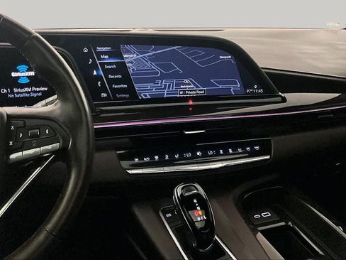 Certified 2024 Cadillac Escalade Sport Platinum AWD/4WD image 7