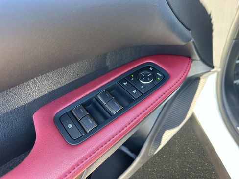 Used 2024 Lexus RX 500h F Sport image 18