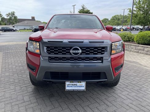 Used 2025 Nissan Frontier SV AWD/4WD image 9