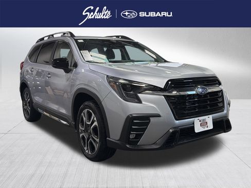 Certified 2025 Subaru Ascent Limited AWD/4WD image 1