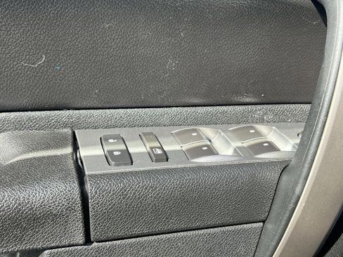 Used 2013 Chevrolet Silverado 1500 LT image 21