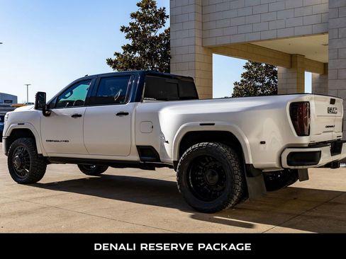 Used 2025 GMC Sierra 3500 Denali w/ Denali Reserve Package image 7