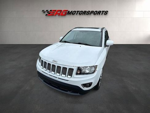 Used 2017 Jeep Compass High Altitude image 2