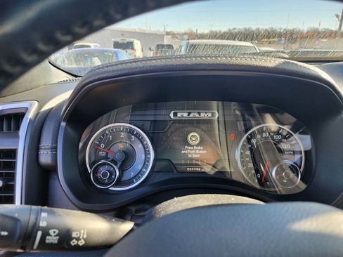 Used 2020 RAM 1500 Laramie w/ Sport Appearance Package image 9