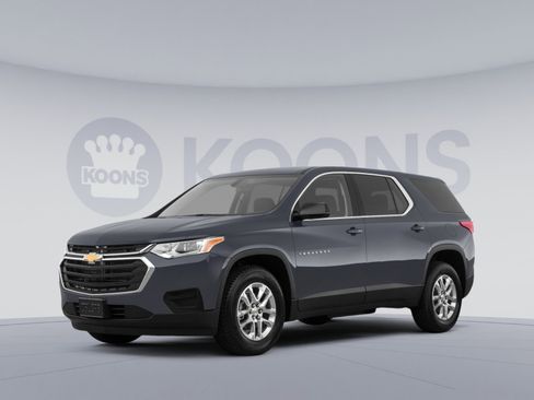 Used 2018 Chevrolet Traverse LT image 1