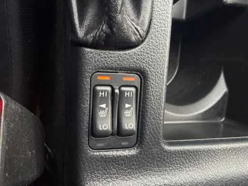 Used 2016 Subaru Impreza 2.0i Premium image 8