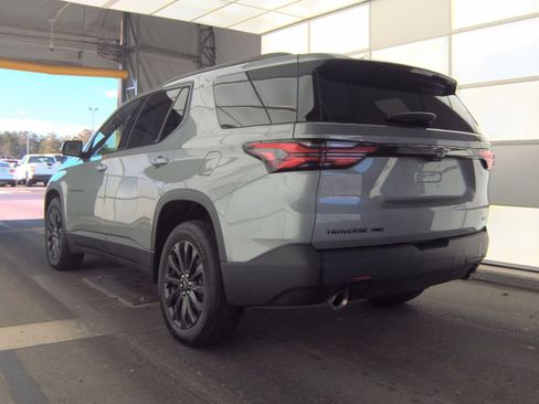 Used 2023 Chevrolet Traverse RS AWD/4WD image 6