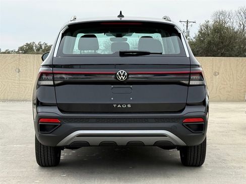 New 2026 Volkswagen Taos S image 10