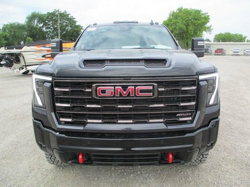 New 2026 GMC Sierra 2500 AT4X AWD/4WD image 11