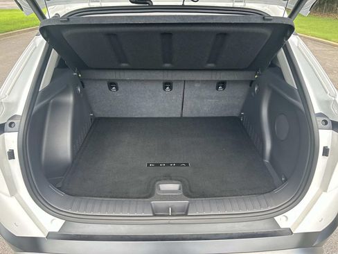 Certified 2025 Hyundai Kona Limited FWD image 13