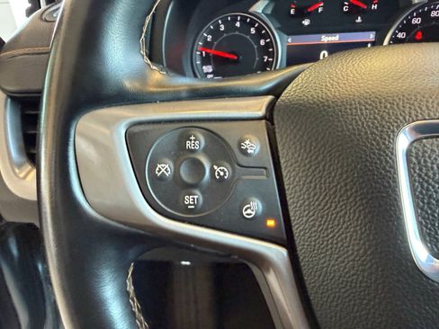 Used 2024 GMC Terrain AT4 image 18