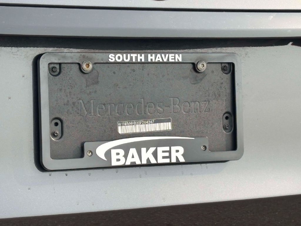 Used 2025 Mercedes-Benz GLC 300 4MATIC image 36