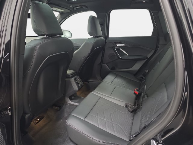 Certified 2026 BMW X1 xDrive28i w/ Convenience Package AWD/4WD image 10