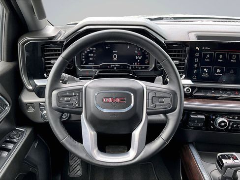 Used 2024 GMC Sierra 1500 SLT w/ SLT Convenience Package AWD/4WD image 6