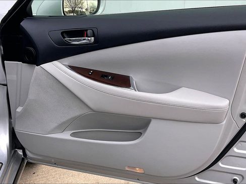 Used 2012 Lexus ES 350 image 28