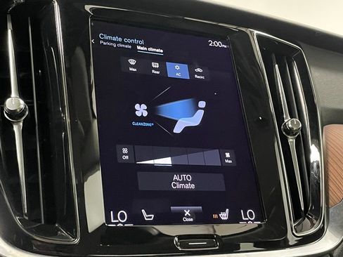 Used 2022 Volvo S60 B5 Momentum w/ Premium Package image 20