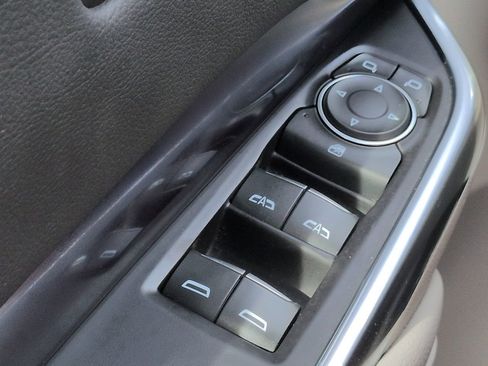 Used 2023 Cadillac XT4 Luxury FWD image 22