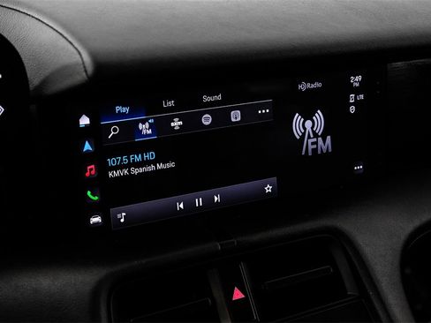 Used 2020 Porsche Taycan 4S image 30