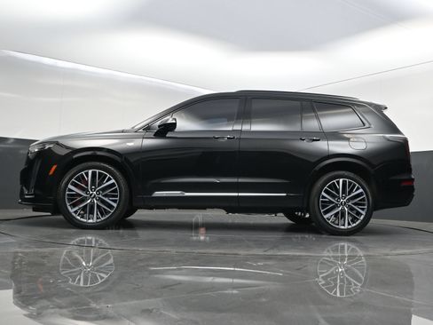 Used 2024 Cadillac XT6 Sport w/ Technology Package AWD/4WD image 49