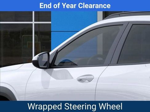 New 2025 Chevrolet Trax LT w/ Driver Confidence Package image 13