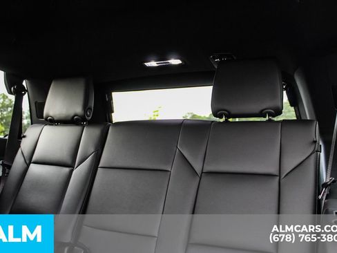 Used 2026 Cadillac Escalade 4WD image 19