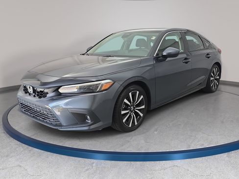 Used 2024 Honda Civic EX-L image 1