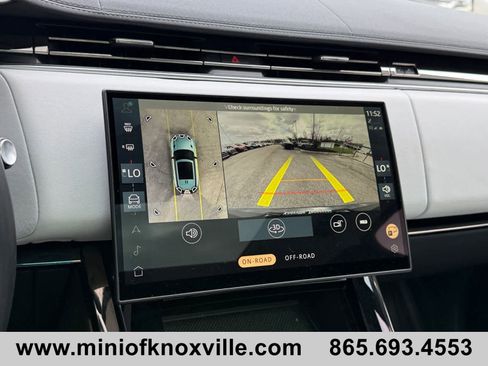 Used 2024 Land Rover Range Rover Sport SE image 29