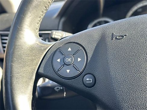 Used 2011 Mercedes-Benz E 350 4MATIC Sedan image 22