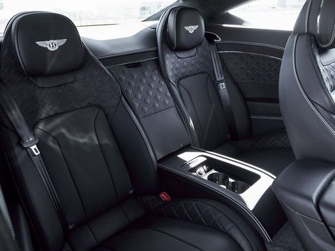 Used 2022 Bentley Continental GT image 37