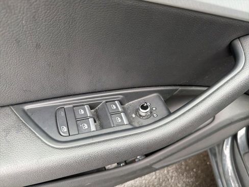 Used 2017 Audi A4 2.0T Premium w/ Convenience Package image 18