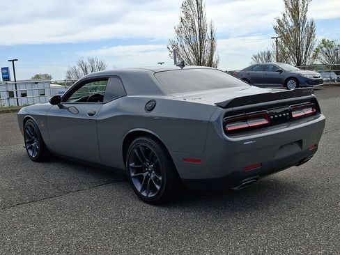 Certified 2023 Dodge Challenger R/T Scat Pack w/ Plus Package RWD image 4