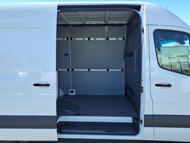 New 2026 Mercedes-Benz Sprinter 2500 image 22