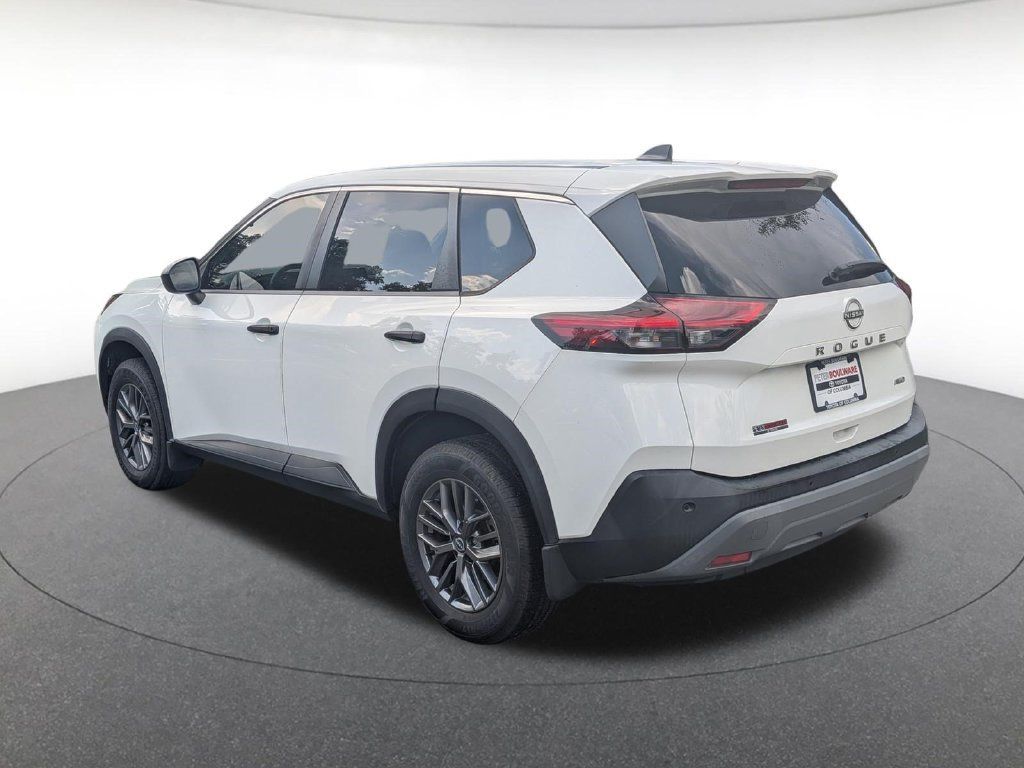 Used 2022 Nissan Rogue S AWD/4WD image 3