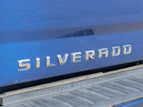 Used 2017 Chevrolet Silverado 1500 LT w/ All Star Edition image 6