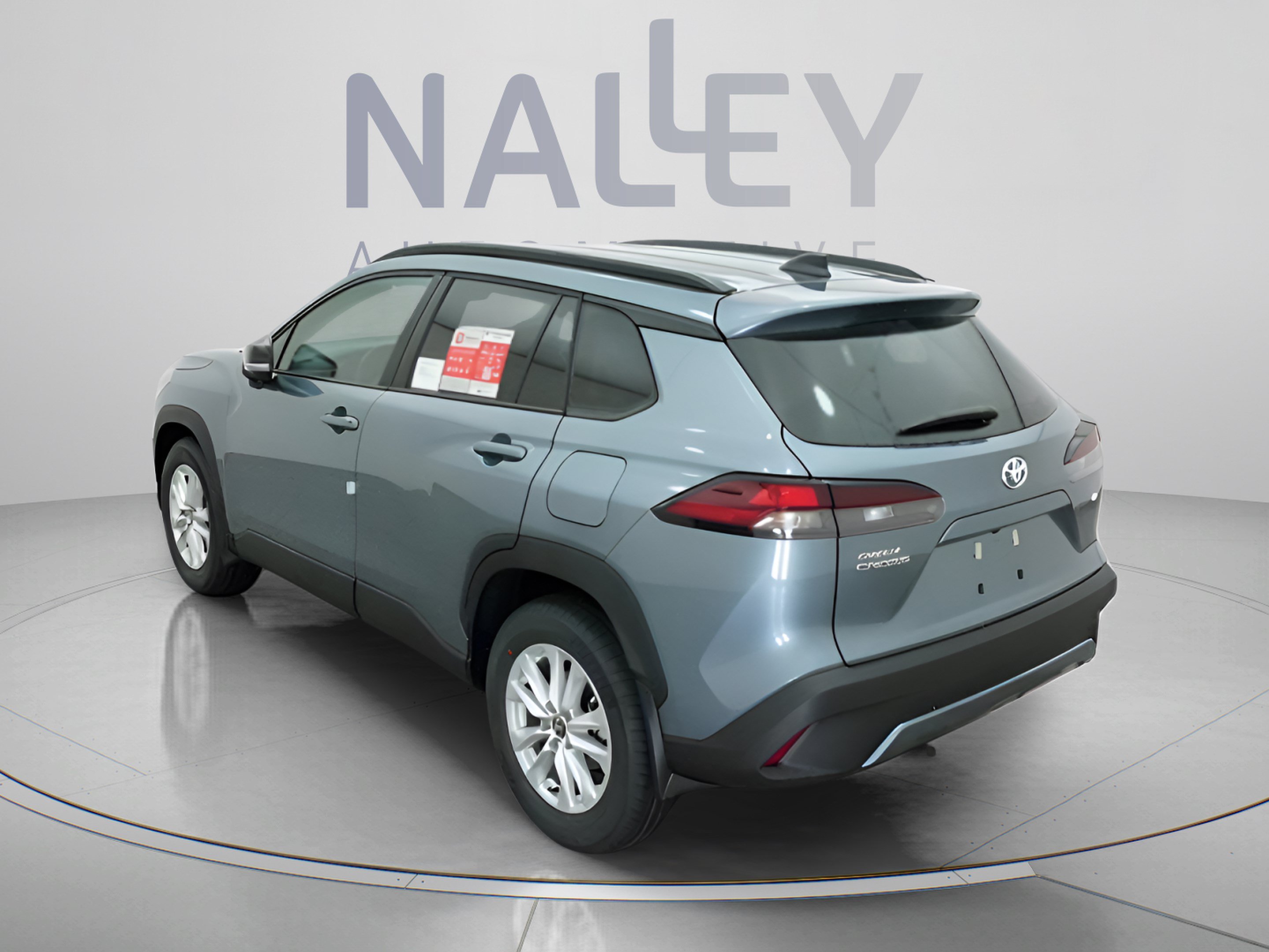 New 2026 Toyota Corolla Cross LE w/ Moonroof Package FWD image 5