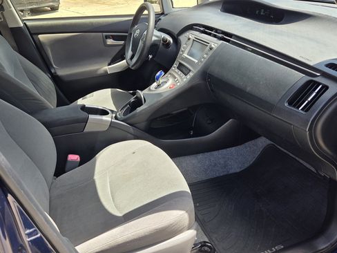 Used 2012 Toyota Prius Three FWD image 11