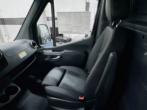 New 2026 Mercedes-Benz Sprinter 3500 image 23