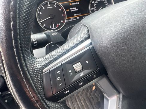 Used 2024 Mitsubishi Outlander ES FWD image 8
