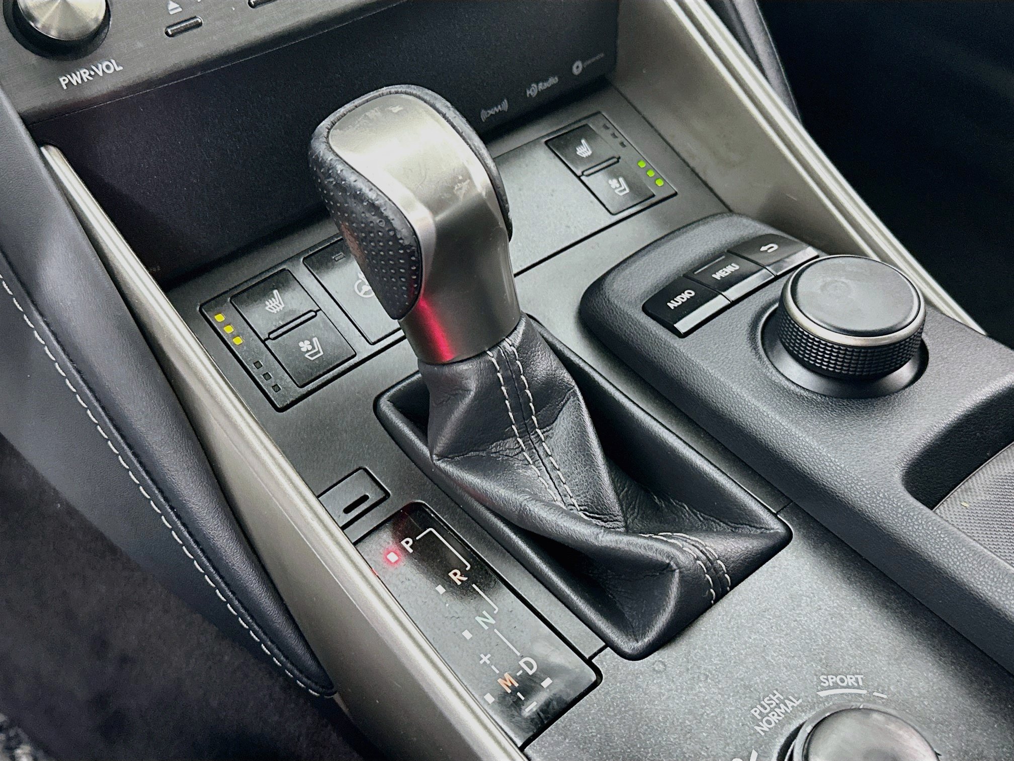 Used 2020 Lexus IS 300 F Sport w/ F Sport Package RWD image 16
