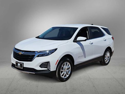 Used 2024 Chevrolet Equinox LT AWD/4WD image 4