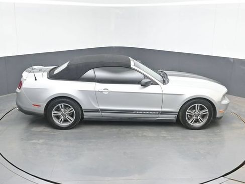 Used 2011 Ford Mustang Premium w/ 201A Rapid Spec Order Code RWD image 37