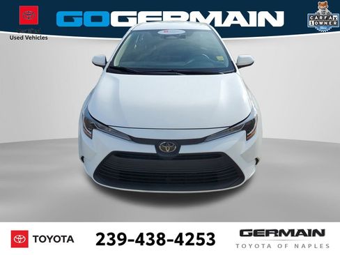 Certified 2025 Toyota Corolla LE image 3