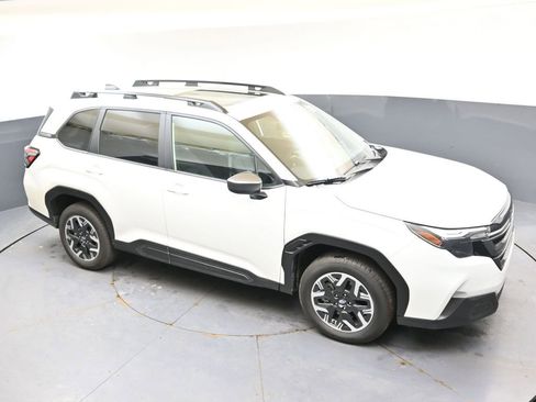 Certified 2025 Subaru Forester Premium AWD/4WD image 42